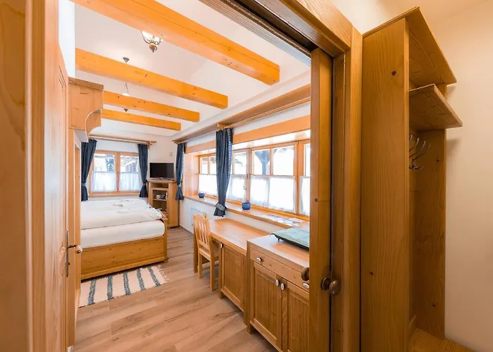 Valasske Semesteranläggning (resort) 3*